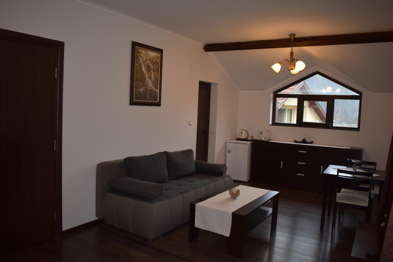 Hotel Bavaria House à Govedartsi Extérieur photo
